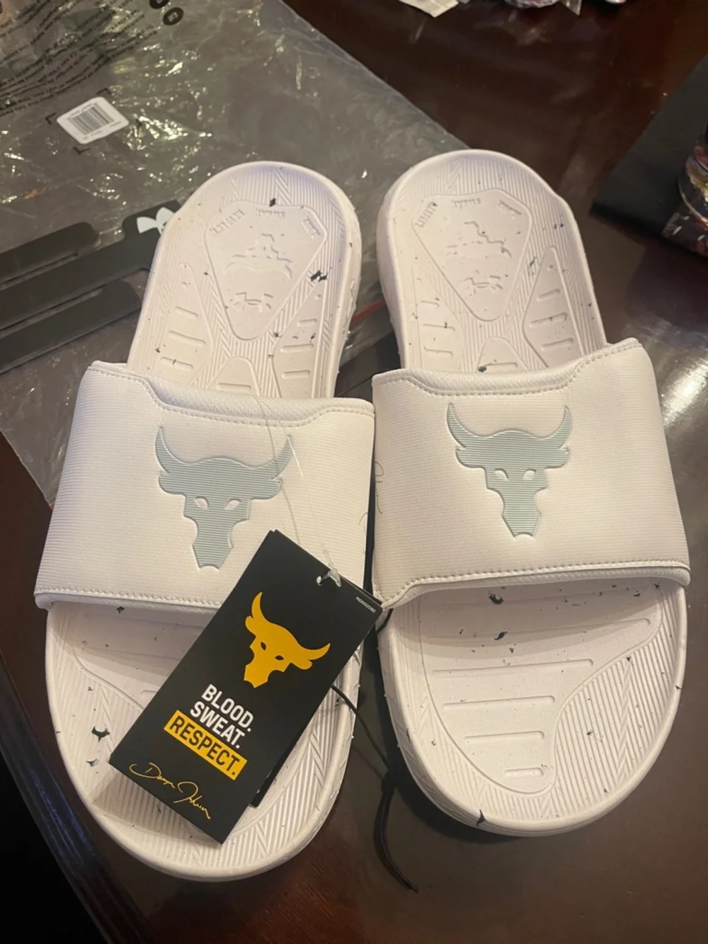 Under Armour Unisex Project Rock 3 Slides M18 W19.5 white nwt